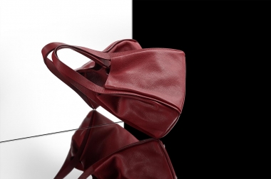 kampagne | taschen ss2012 / kunde | akris / manipulator | composing . retusche